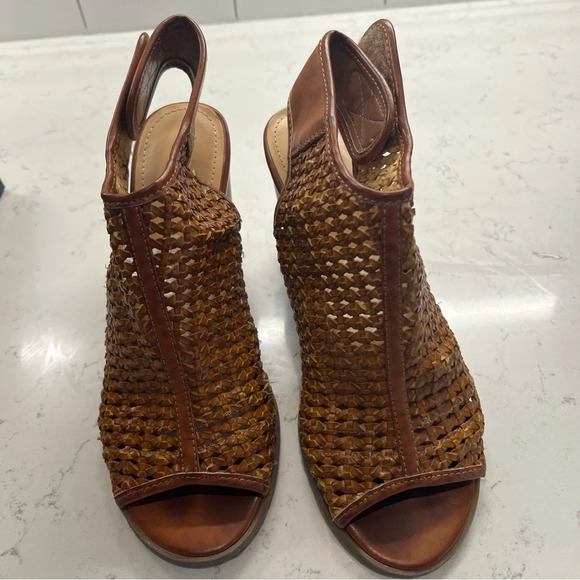 Brown Block Heel Covered Peep Toe Ankle Booties Size 8.5 - Picture 3 of 10